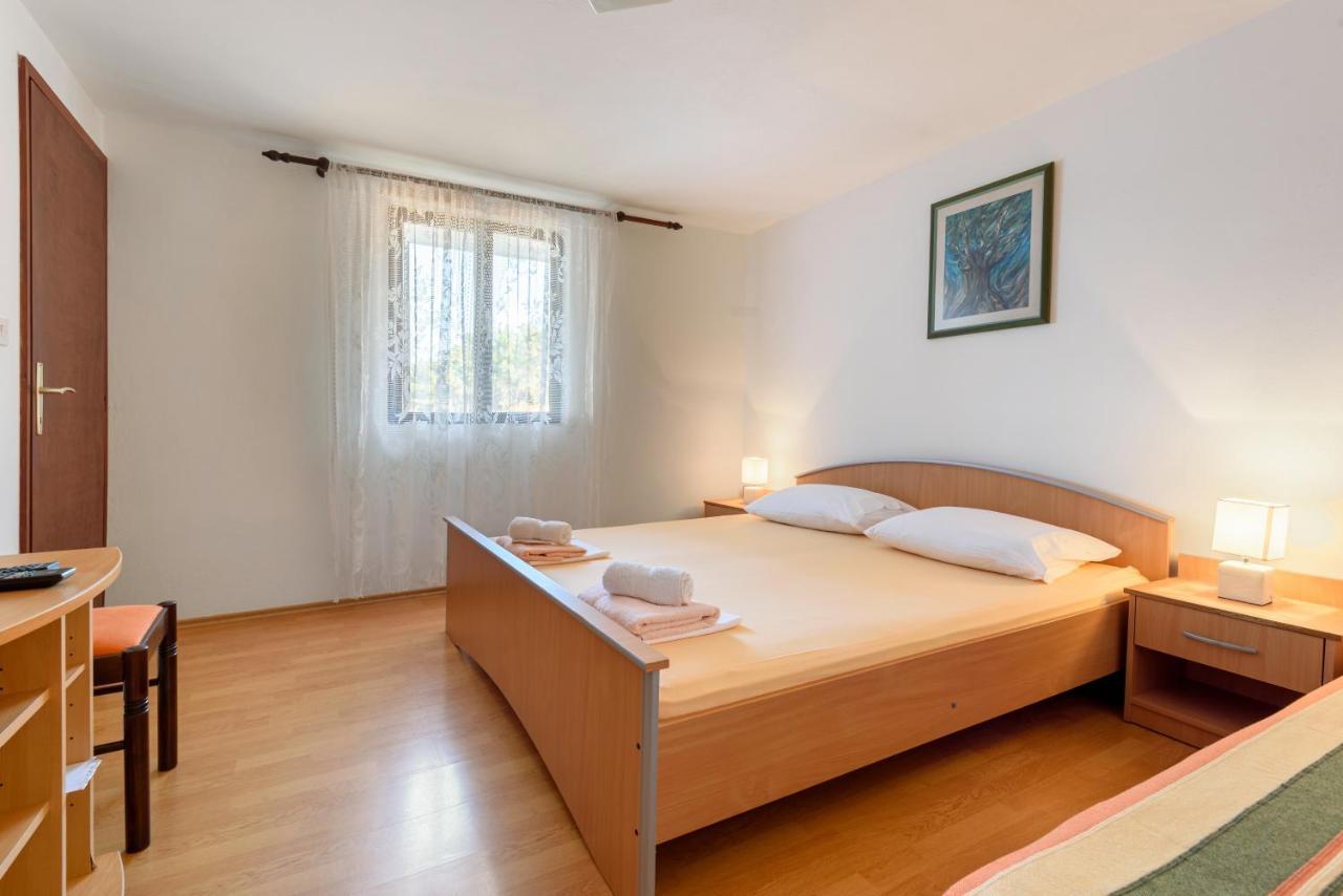 Vrbanj Apartments By The Sea Basina, Hvar - 11817 מראה חיצוני תמונה